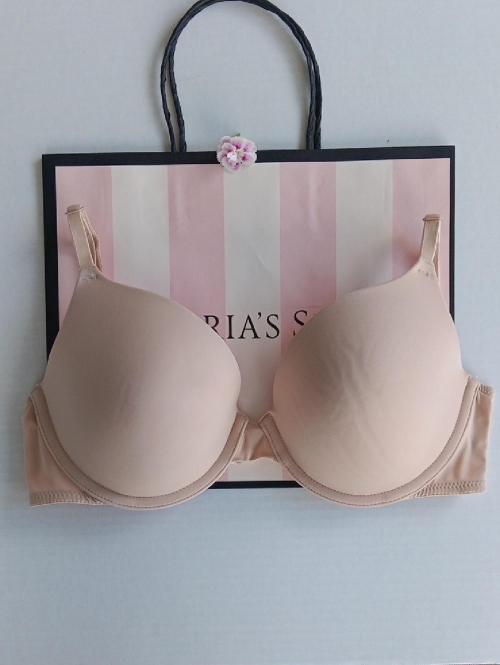 Victoria's Secret Pink Wear EverywhereT-Shirt Lightly Lined Bra Size36B